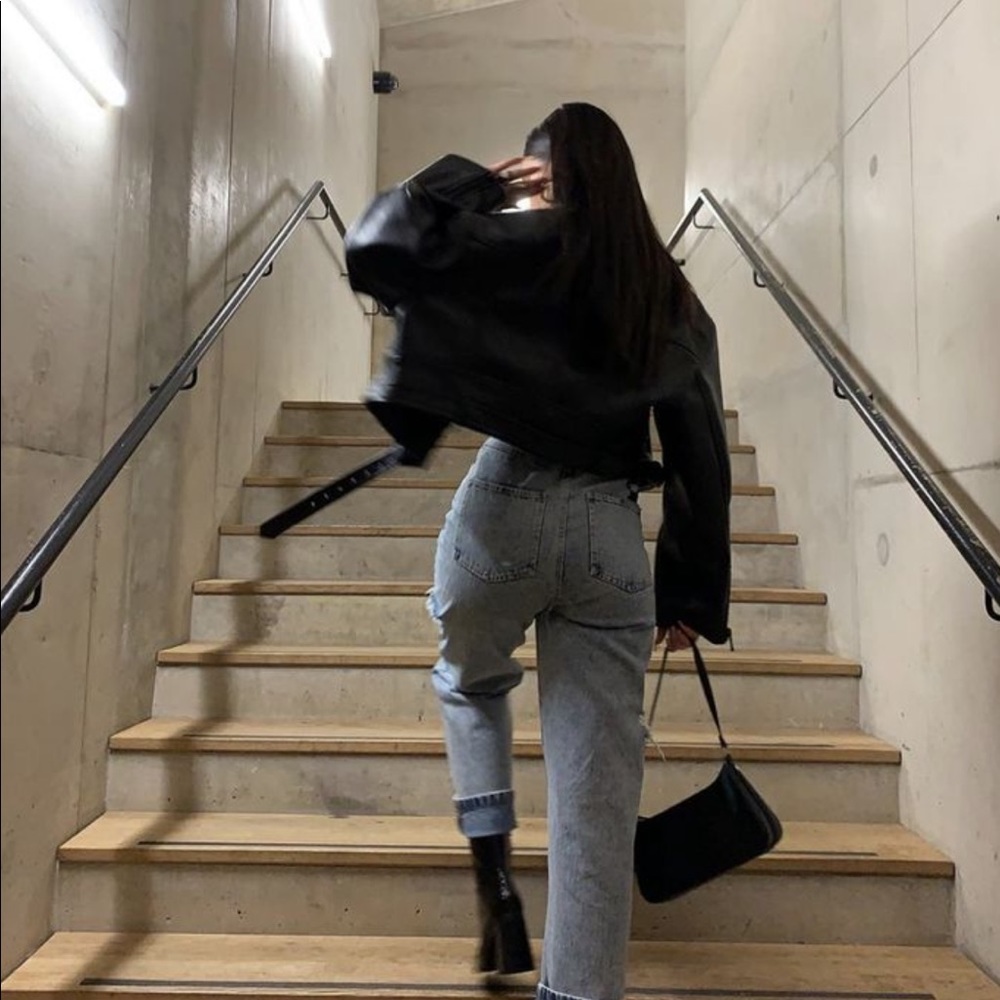 Meet your Posher, Naomi